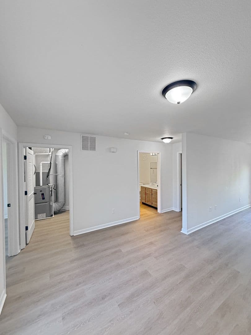 Indianapolis House: 6012 Castleford Dr