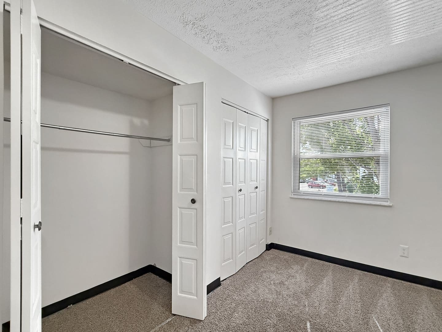 Evansville House: 5560 East Virginia Street