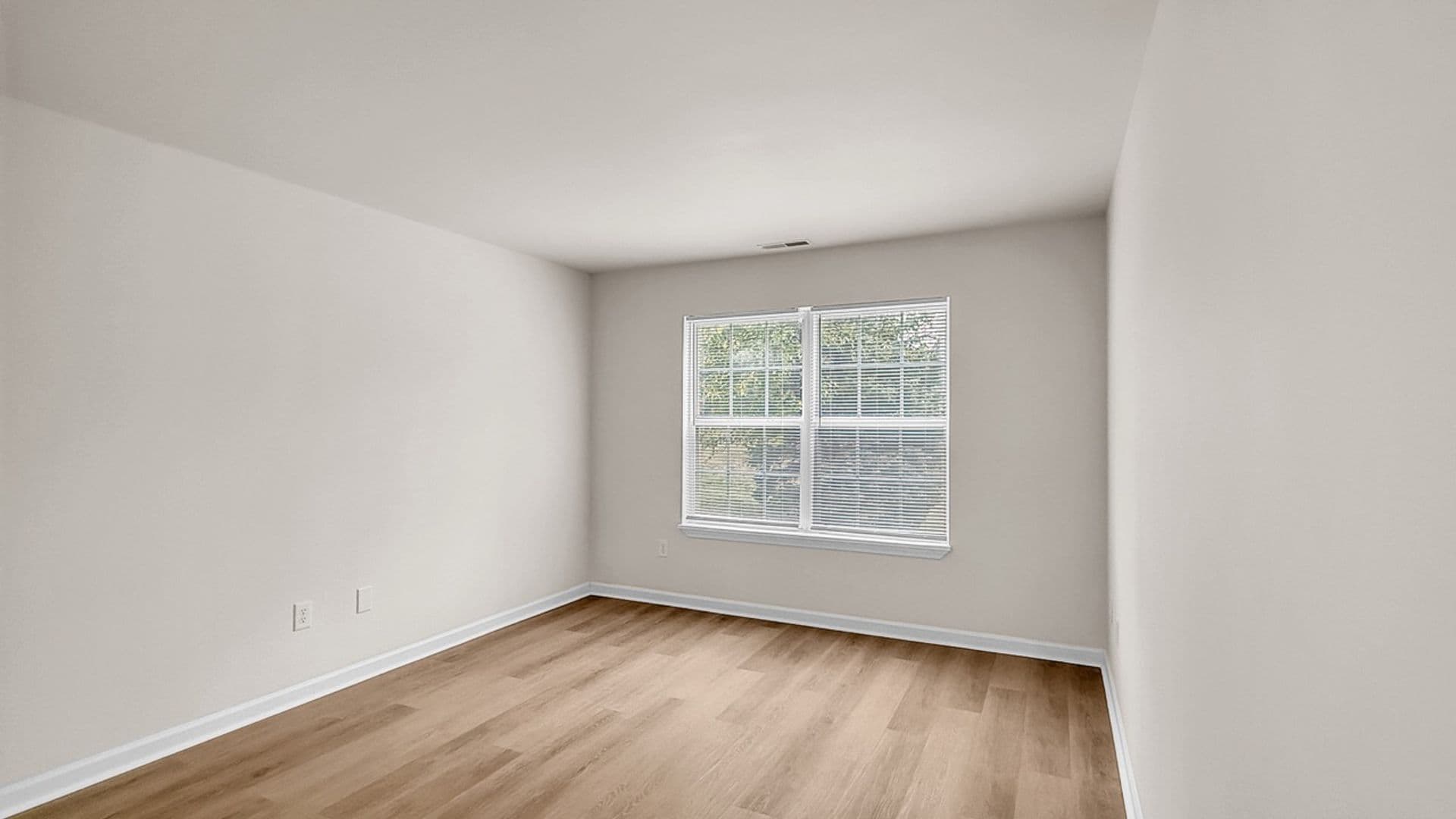 Indianapolis House: 6014 Castleford Dr