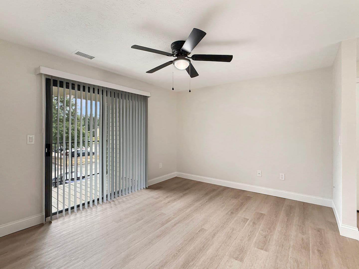 Newburgh House: 4152 Bell Road