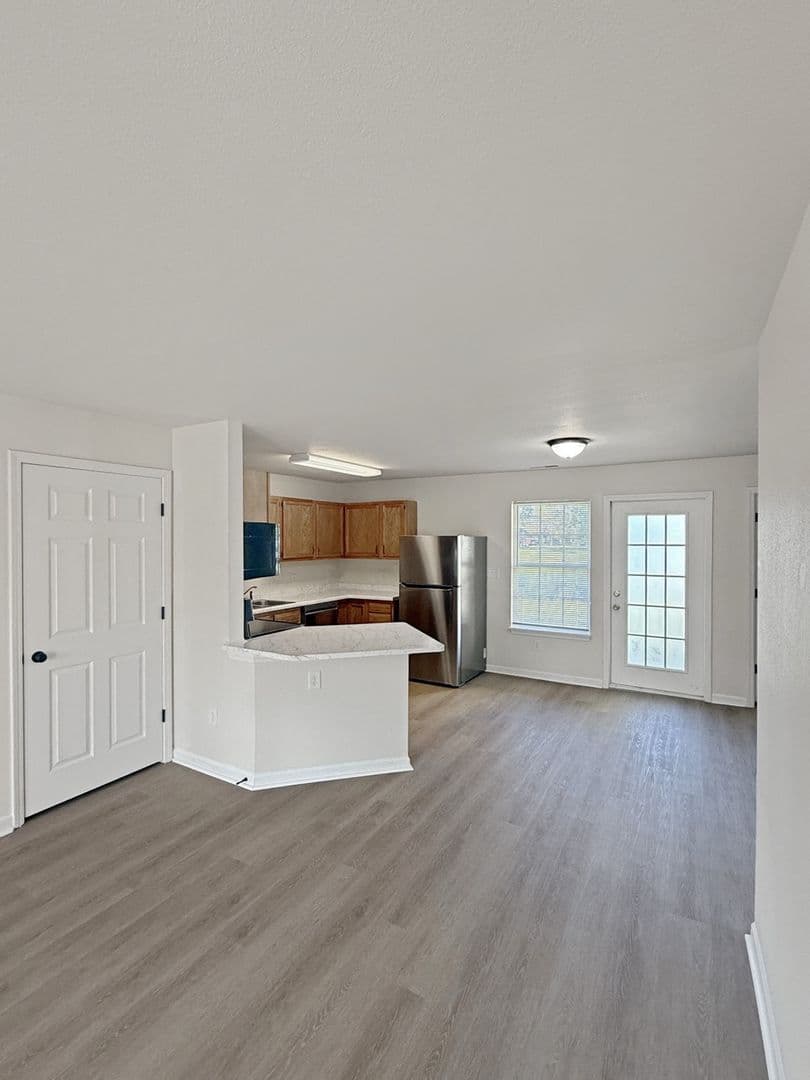 Indianapolis House: 6012 Castleford Dr