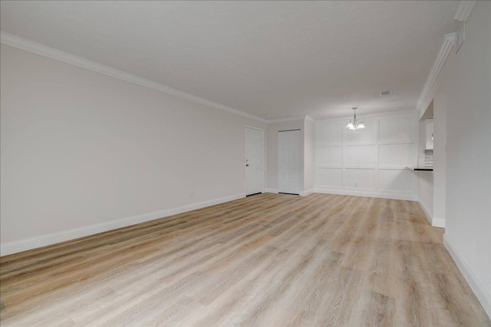 Evansville Apartment: 600 Nomandy Drive