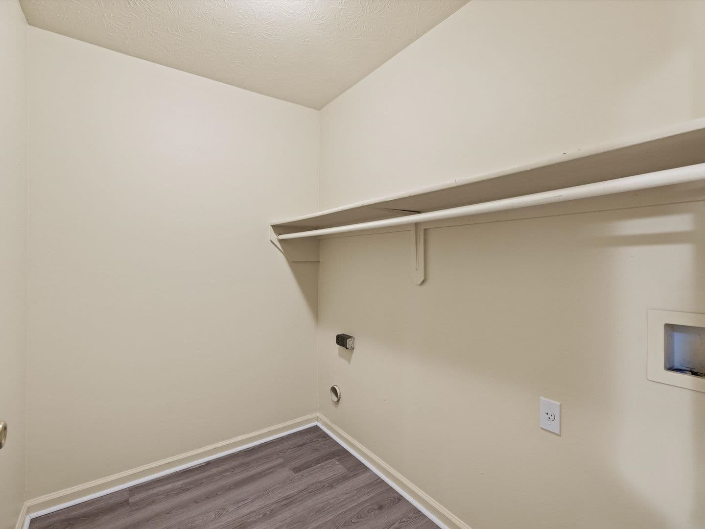 Crawfordsville House: 103 Aspen Dr