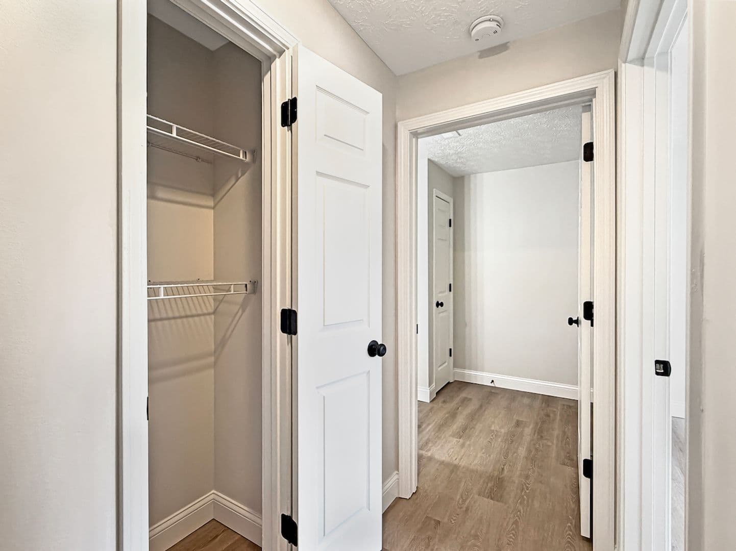 Newburgh House: 4152 Bell Road
