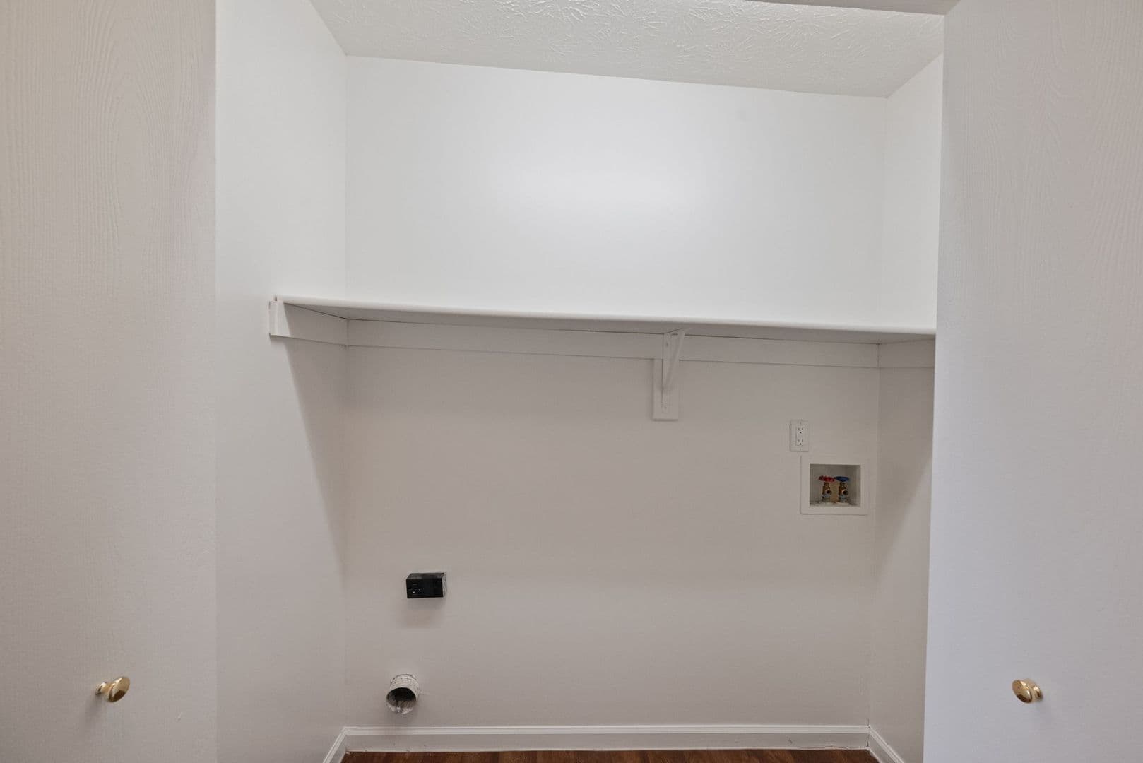 Crawfordsville House: 102 Aspen Drive