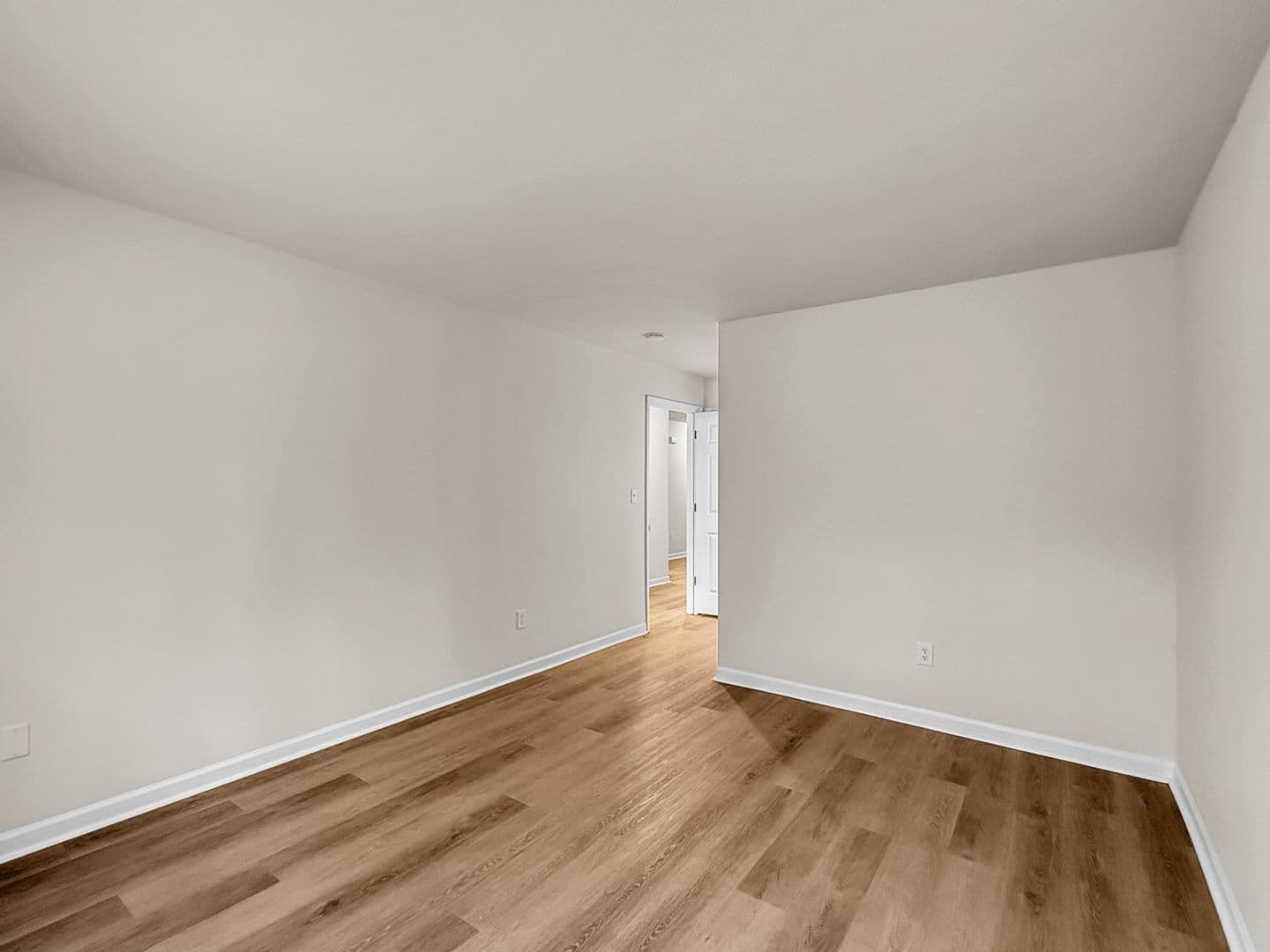 Indianapolis House: 6014 Castleford Dr