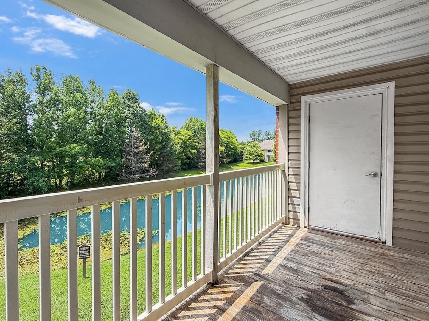 Evansville House: 705 Beachfront Dr