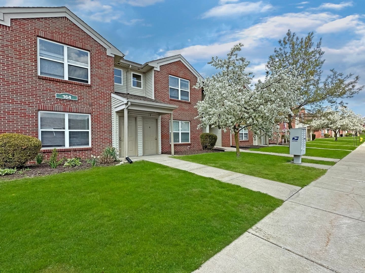 Adrian House: 172 Sand Creek Highway