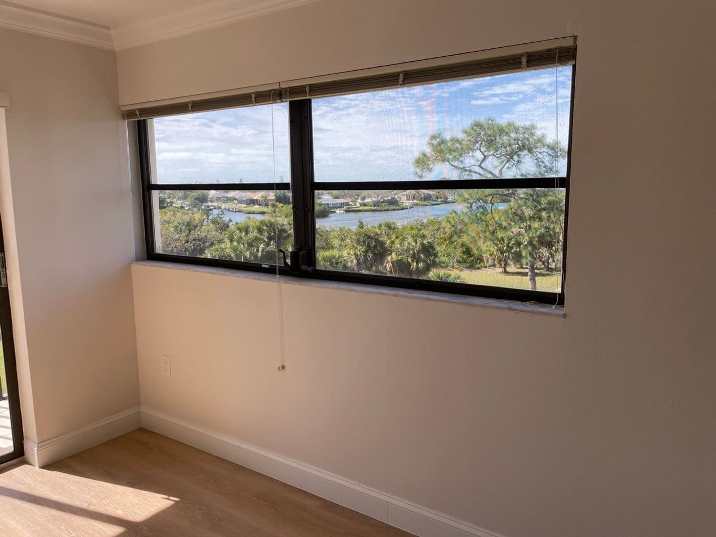 Osprey Apartment: 2090 S Tamiami Tr