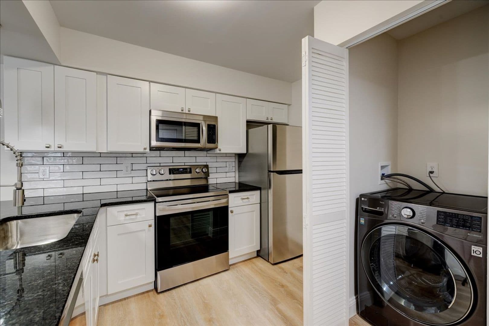 Evansville Apartment: 600 Nomandy Drive