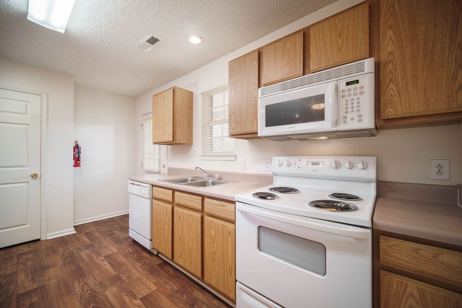 Hartselle Townhome: 706 Midway Street NW