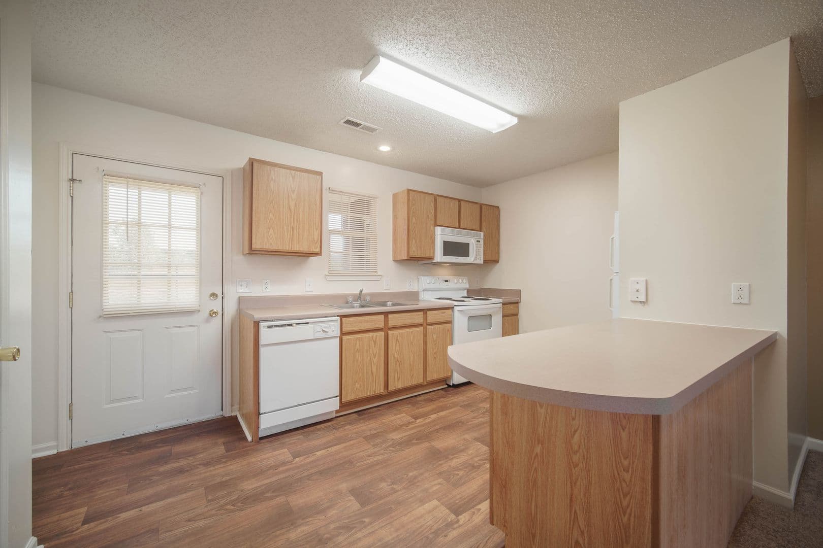 Hartselle Townhome: 706 Midway Street NW