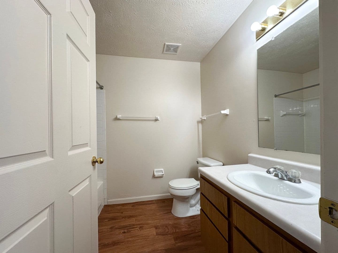 Adrian House: 174 Sand Creek Highway