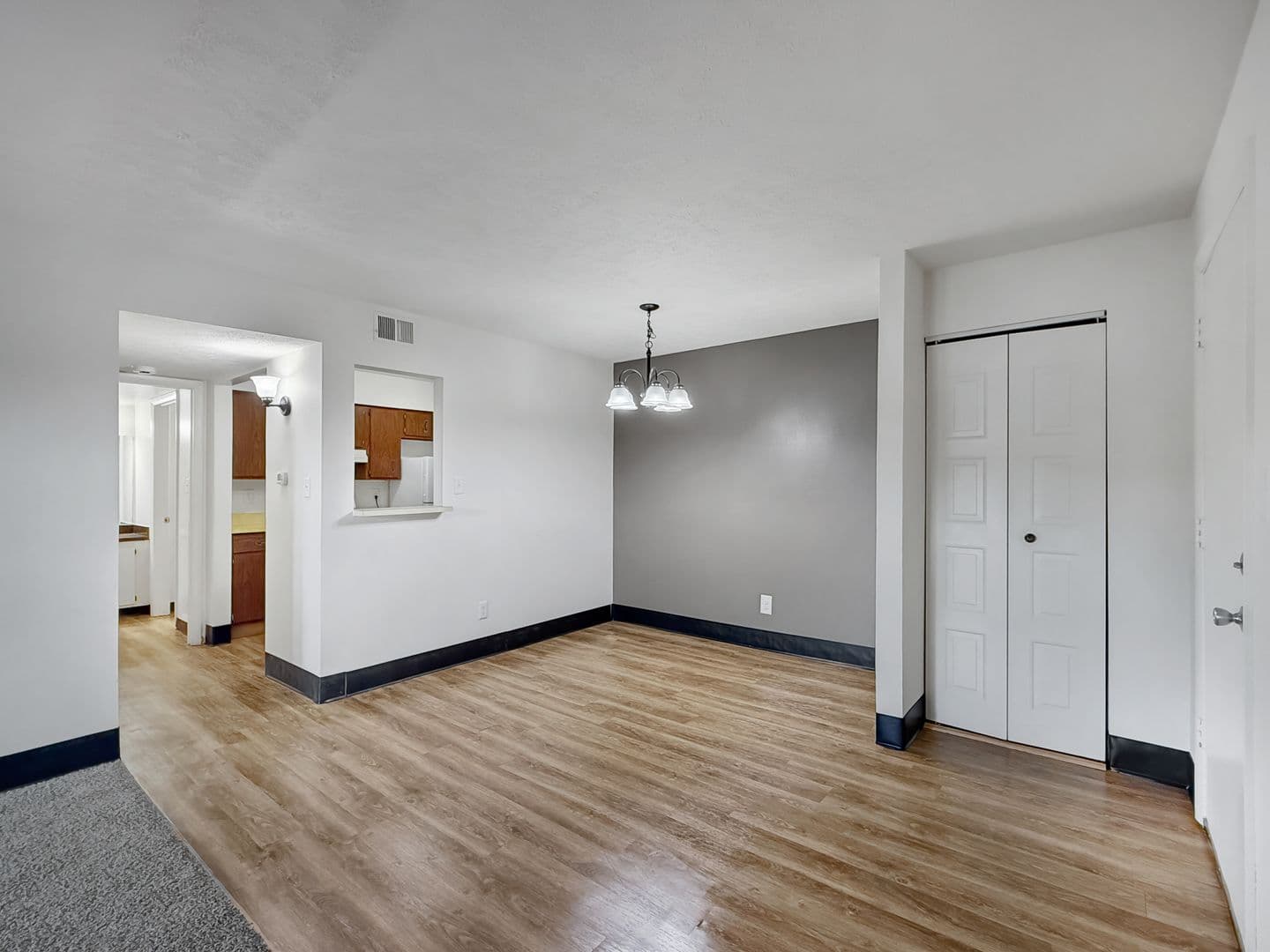 Evansville House: 5560 East Virginia Street