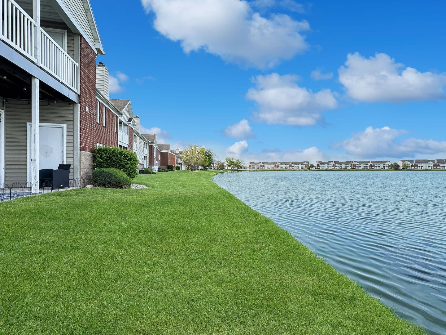 Evansville House: 400 Beachfront Drive