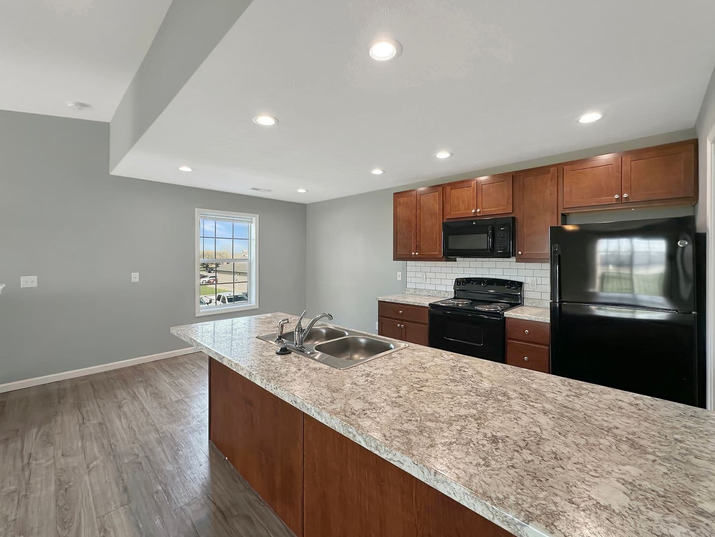 Greensburg House: 2303 N Broadway Street