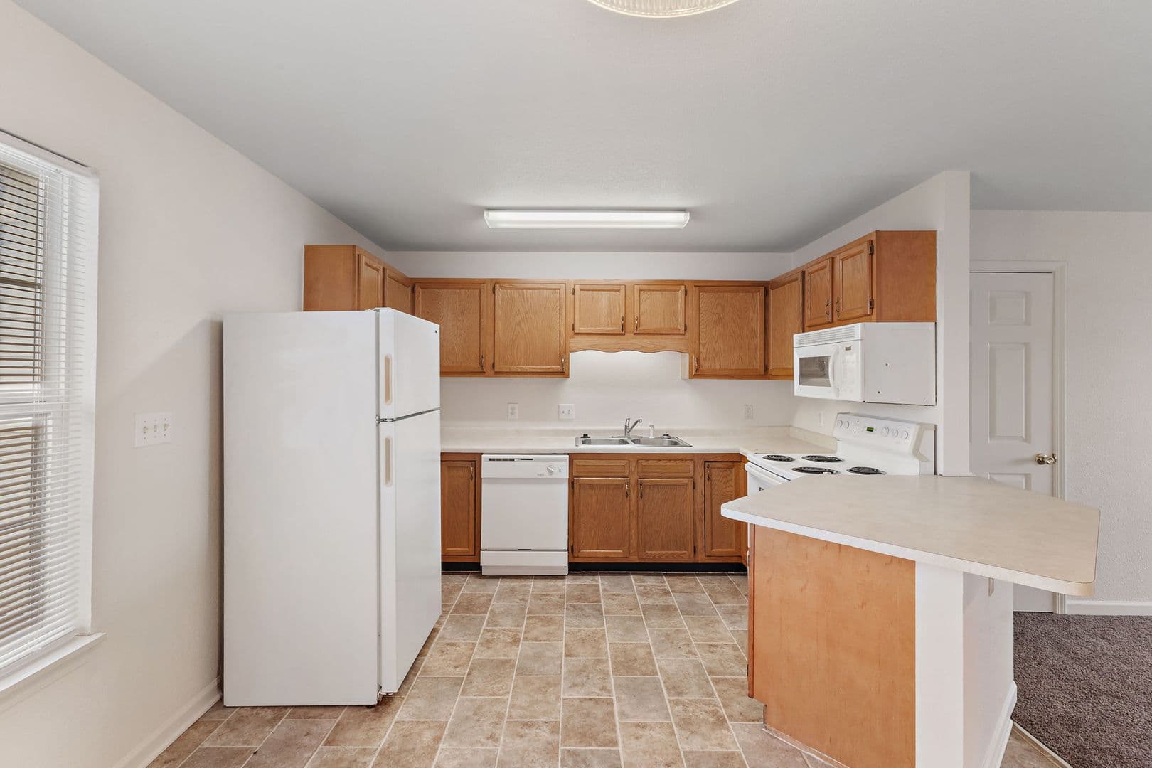Indianapolis House: 6010 Castleford Dr
