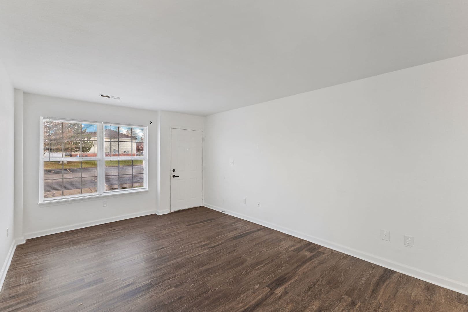 Greensburg House: 1308 E Liberty Circle