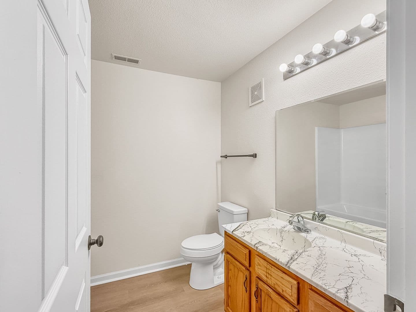 Indianapolis House: 6014 Castleford Dr