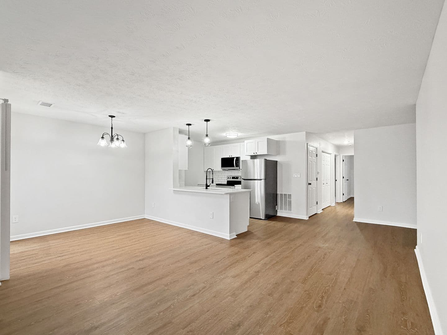 Newburgh House: 4153 Bell Road