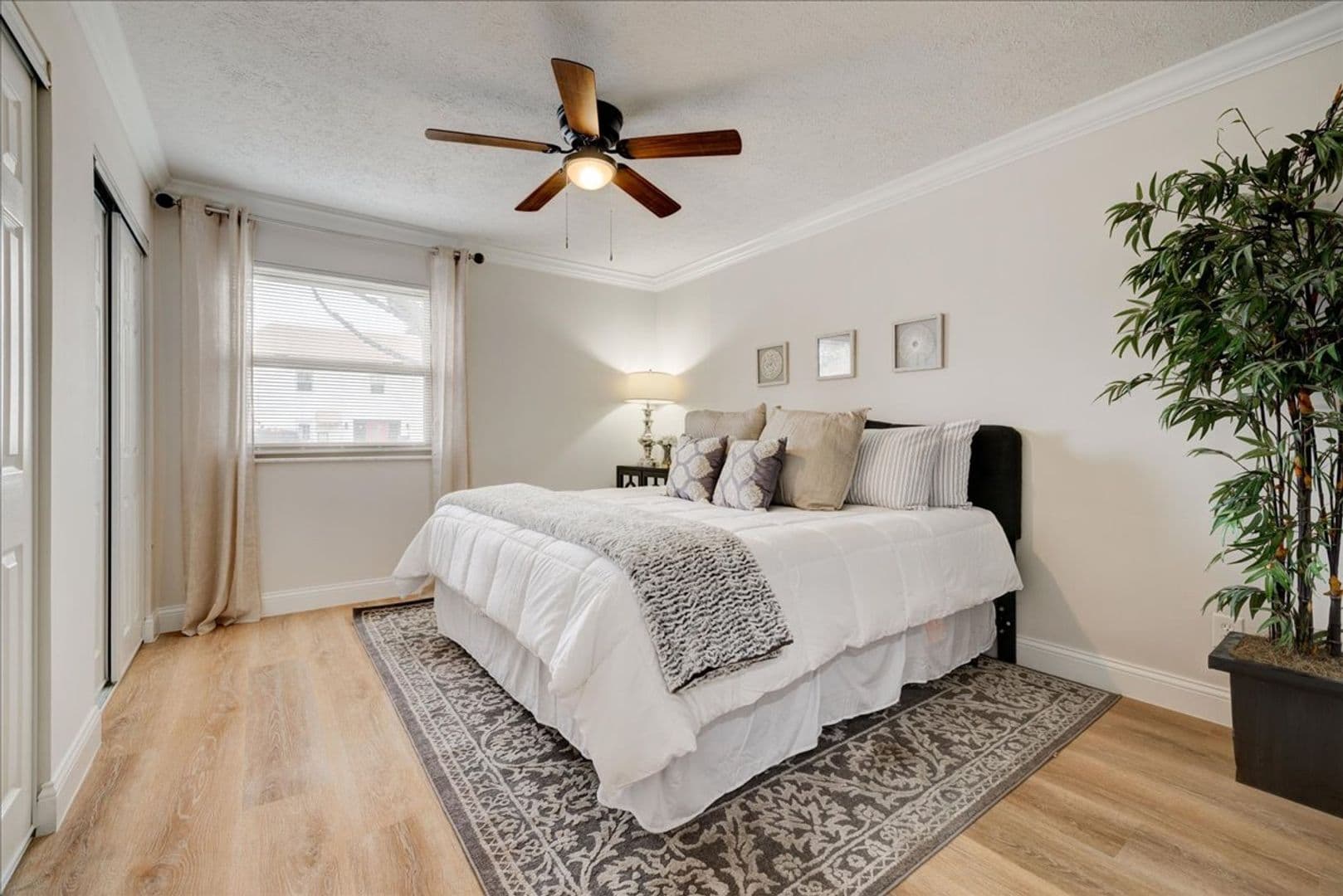 Evansville Apartment: 600 Nomandy Drive