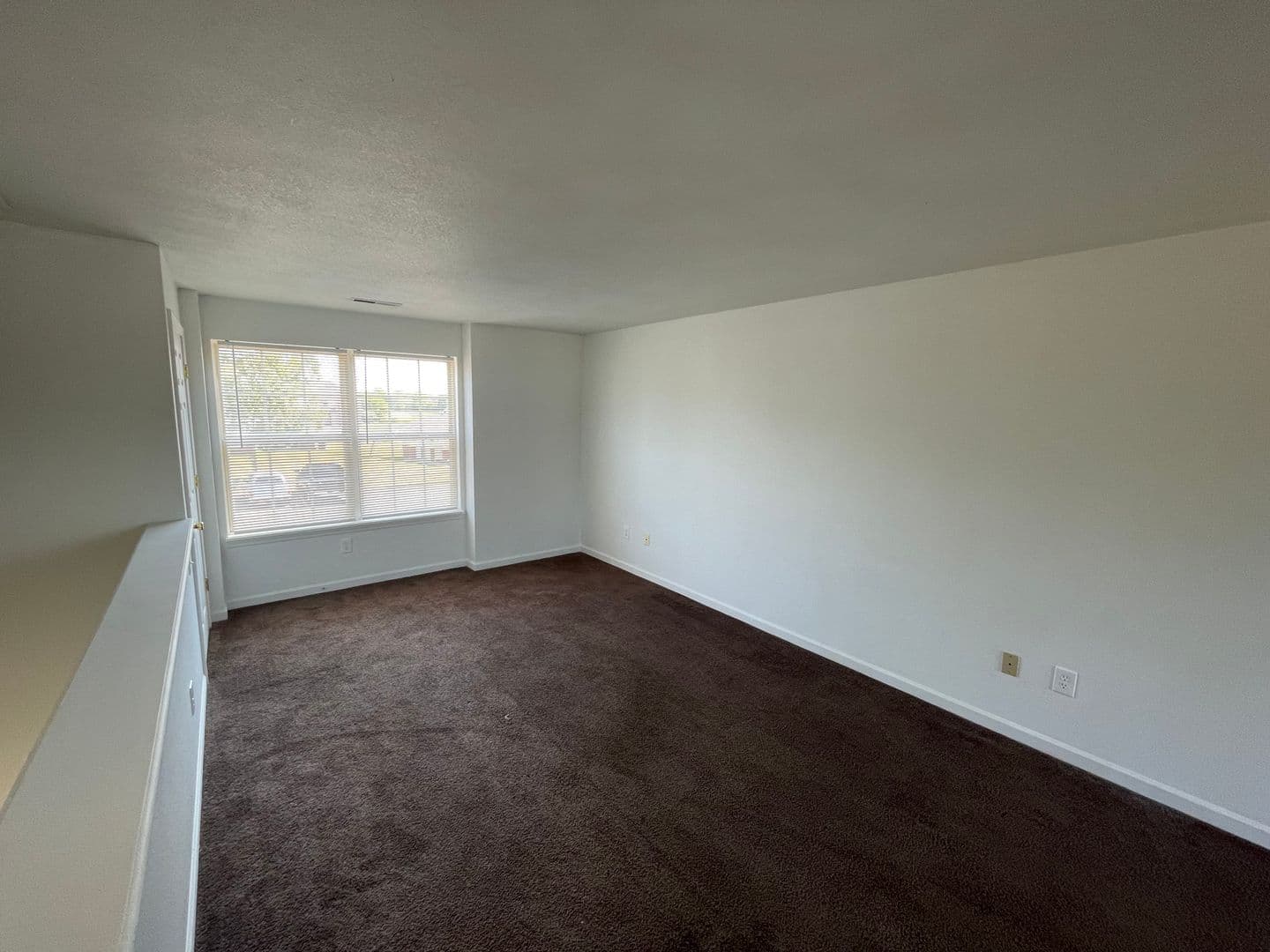 Greensburg House: 1304 E Liberty Circle