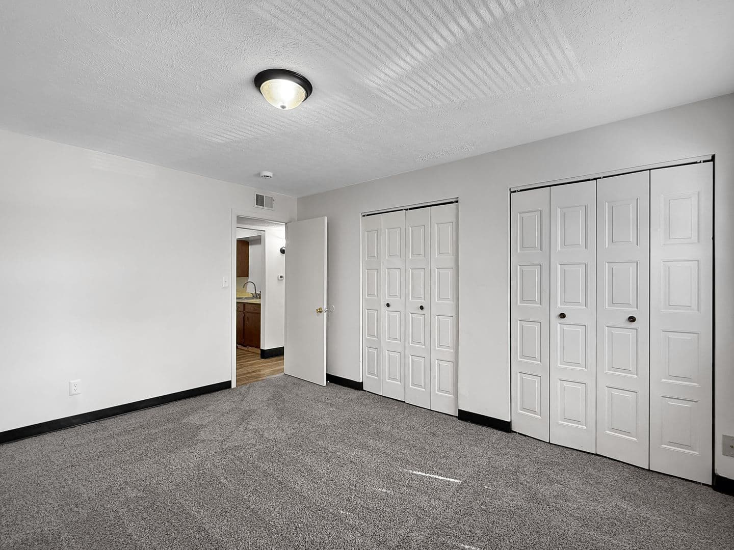 Evansville House: 5560 East Virginia Street
