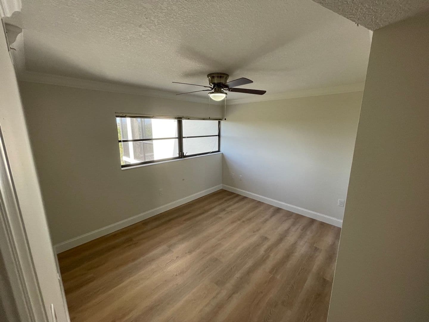 Osprey Apartment: 2090 S Tamiami Tr