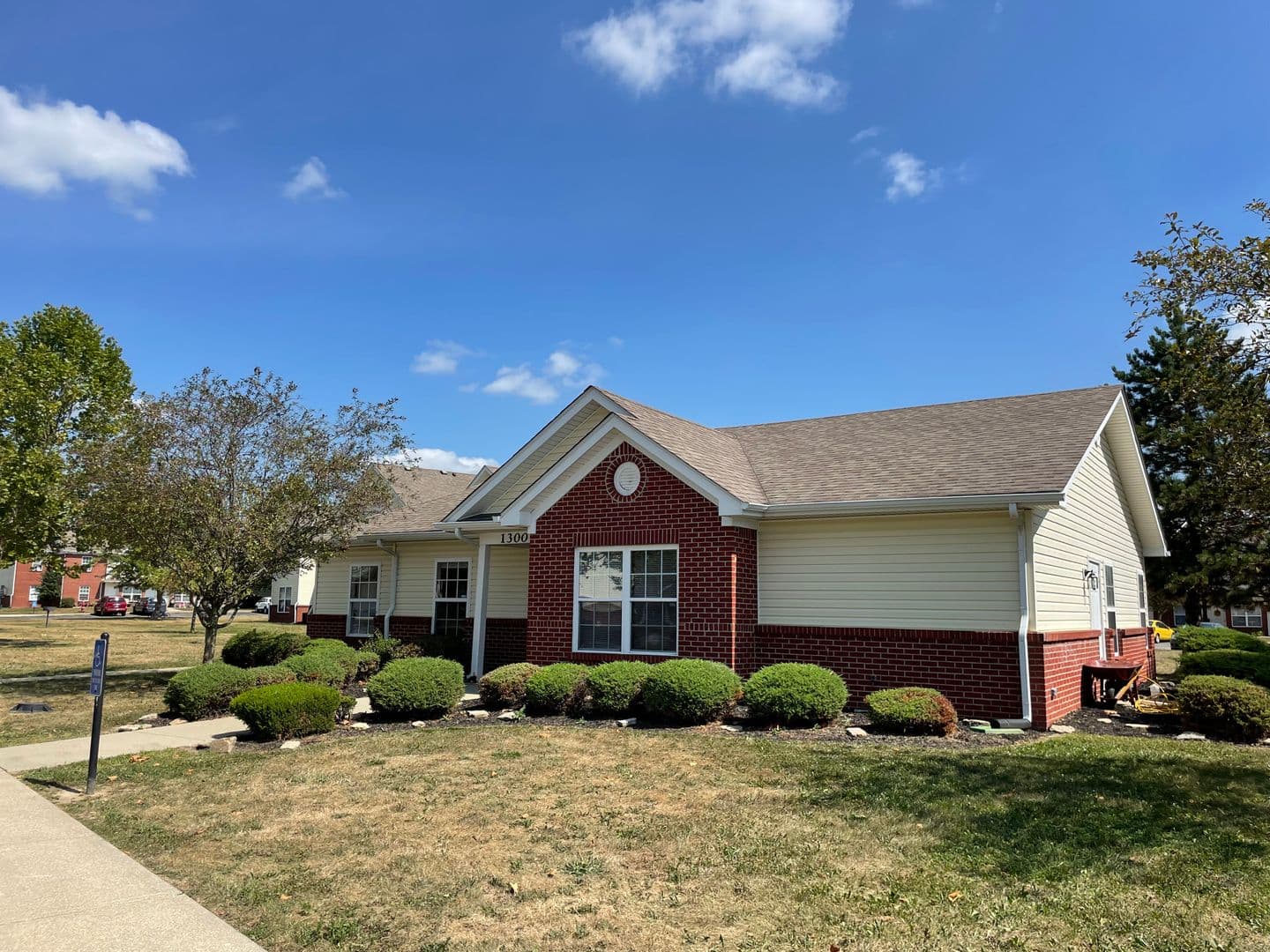 Greensburg House: 1304 E Liberty Circle