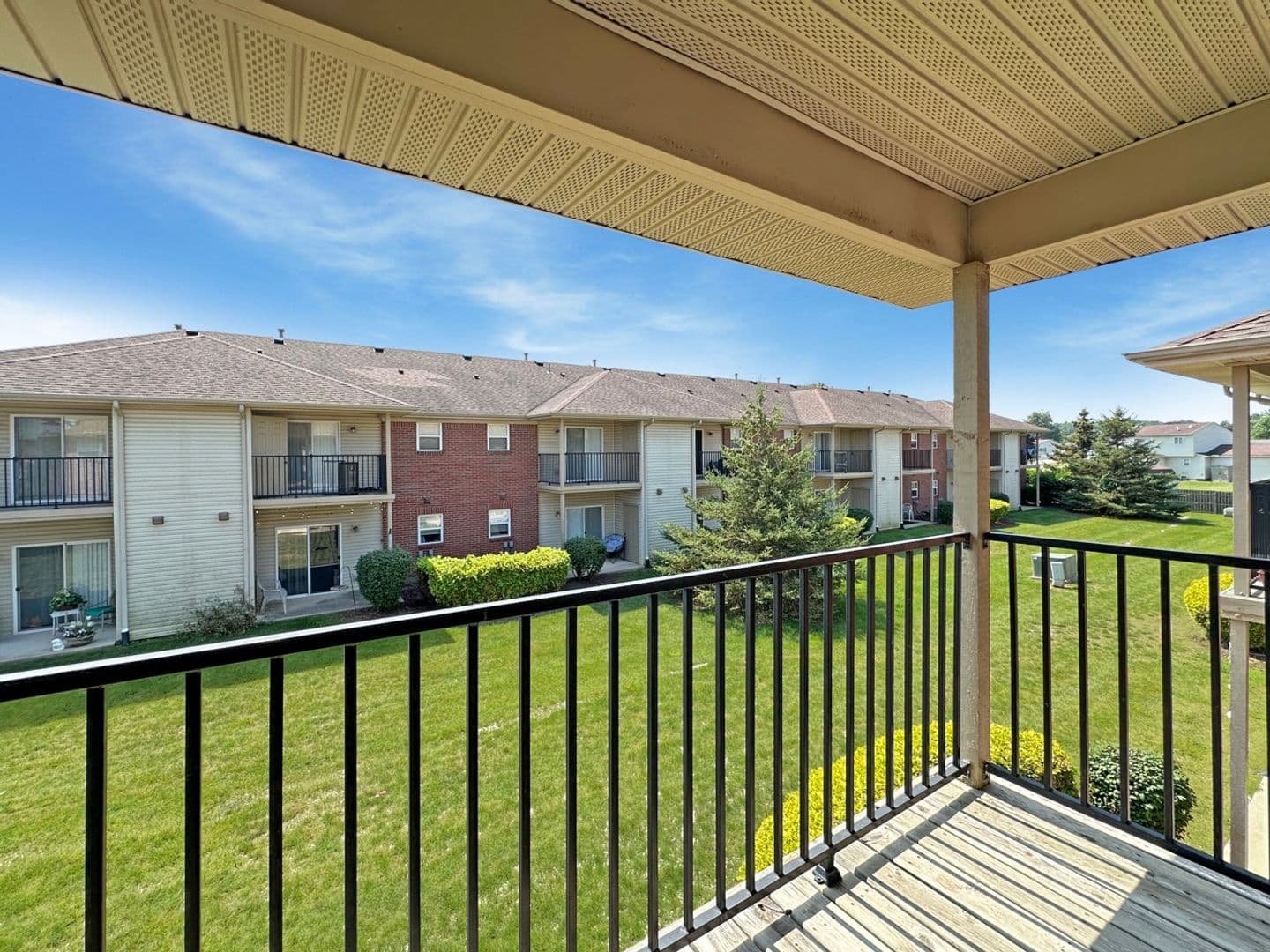 Adrian House: 172 Sand Creek Highway