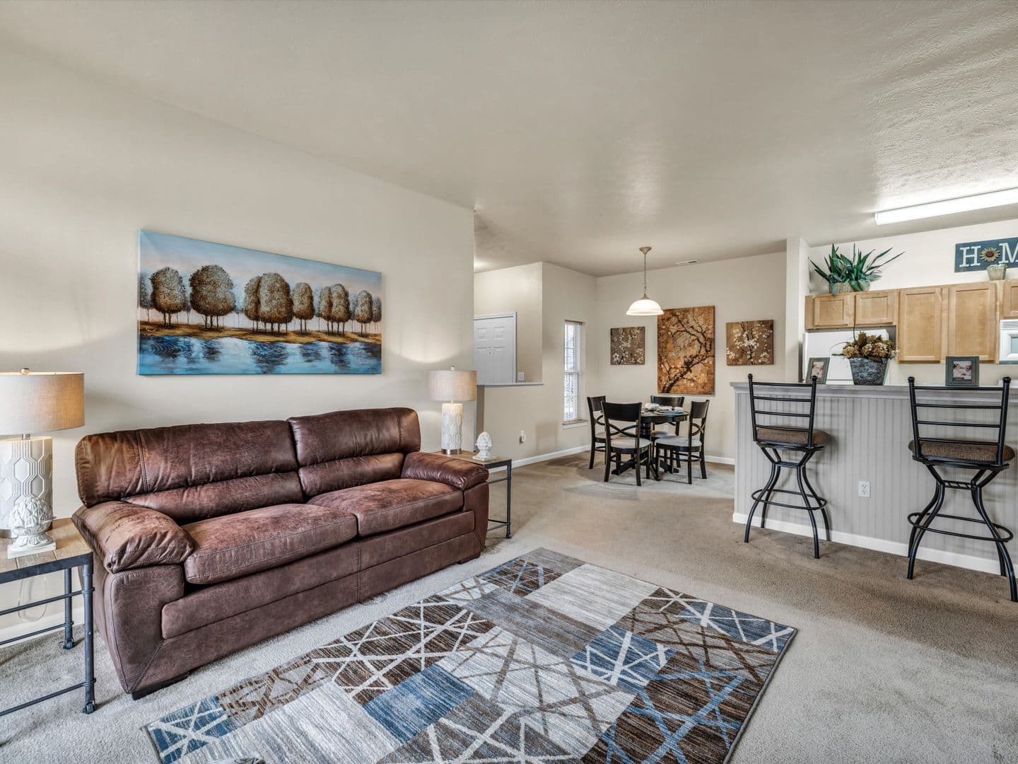 Newburgh House: 8582 Lincoln Ave