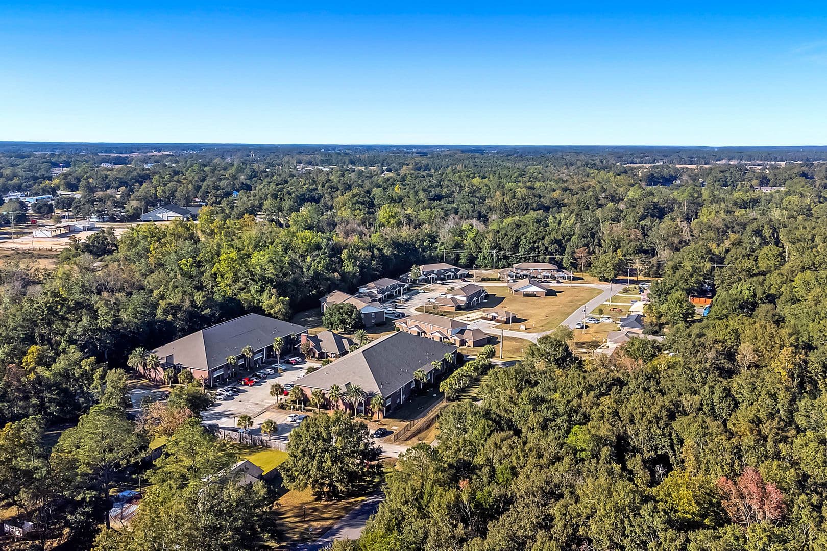 Robertsdale House: 22613 Mattingly Street