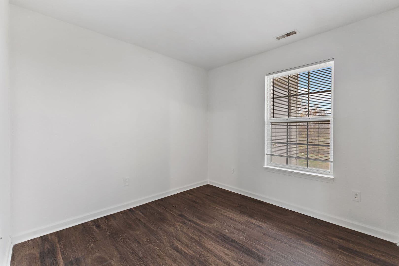 Greensburg House: 1308 E Liberty Circle