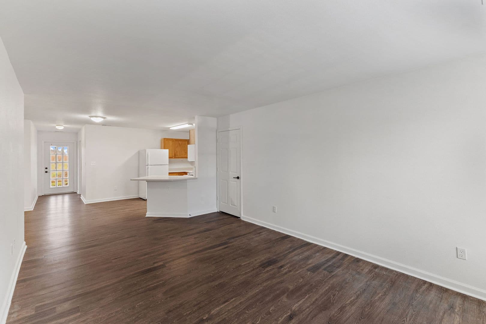 Greensburg House: 1308 E Liberty Circle