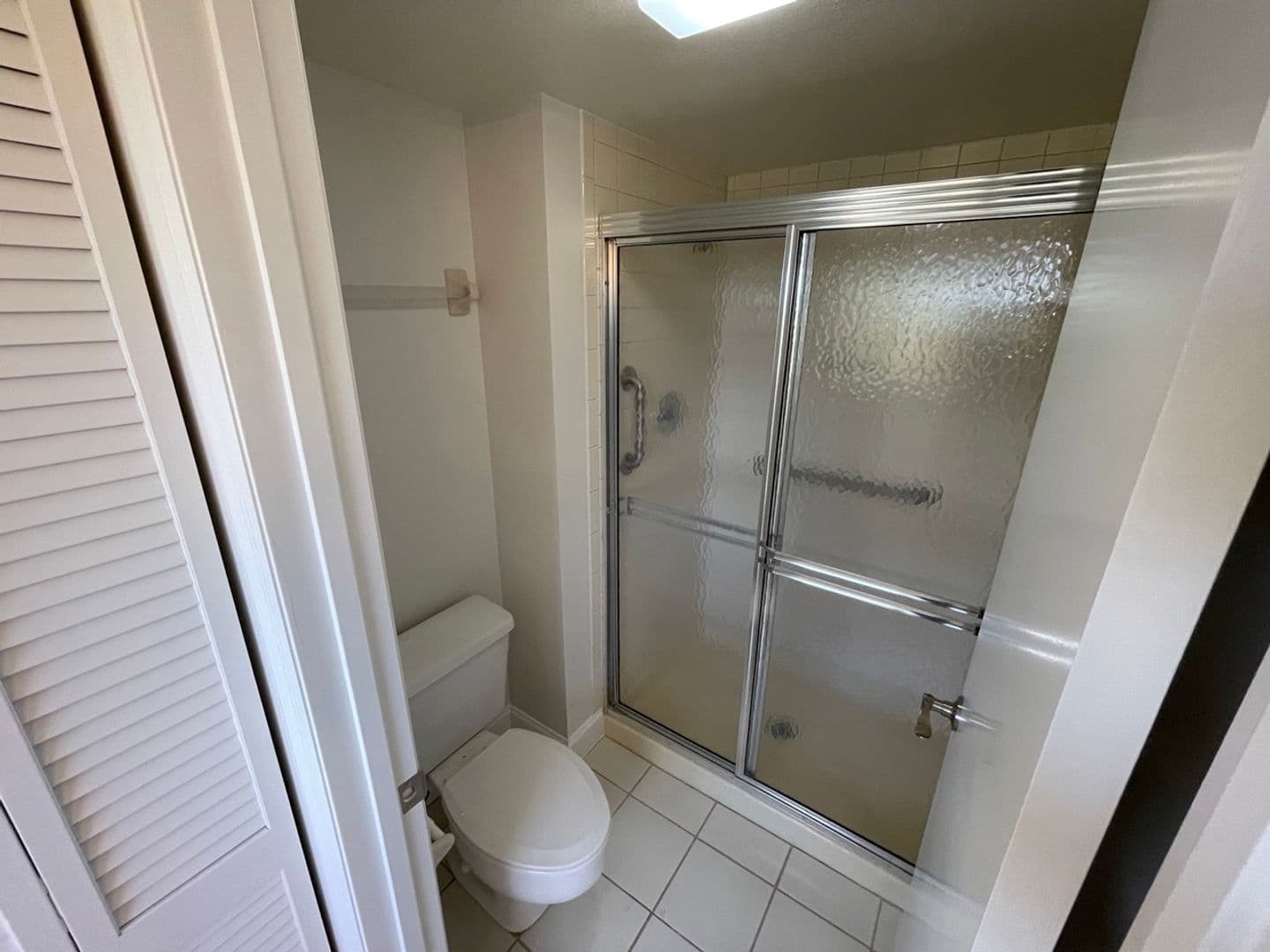Osprey Apartment: 2090 S Tamiami Tr