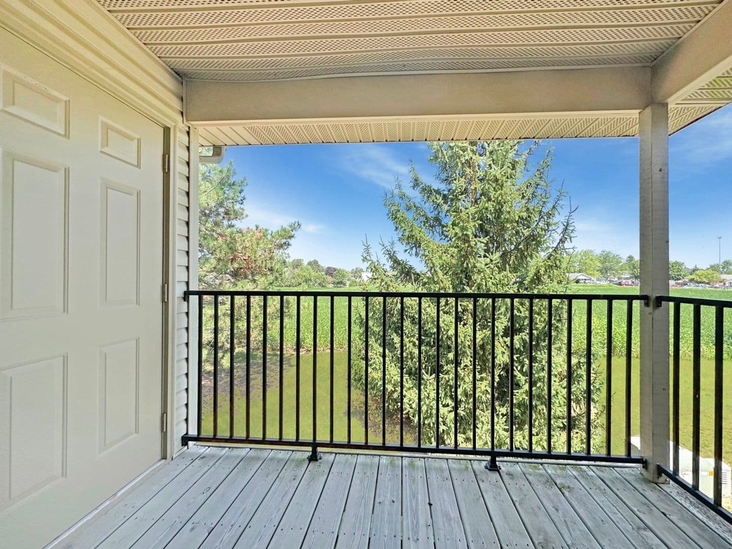 Adrian House: 174 Sand Creek Highway