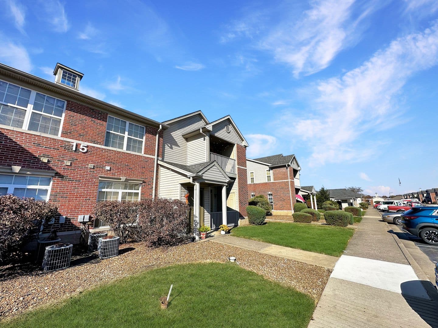 Newburgh House: 8584 Lincoln Ave