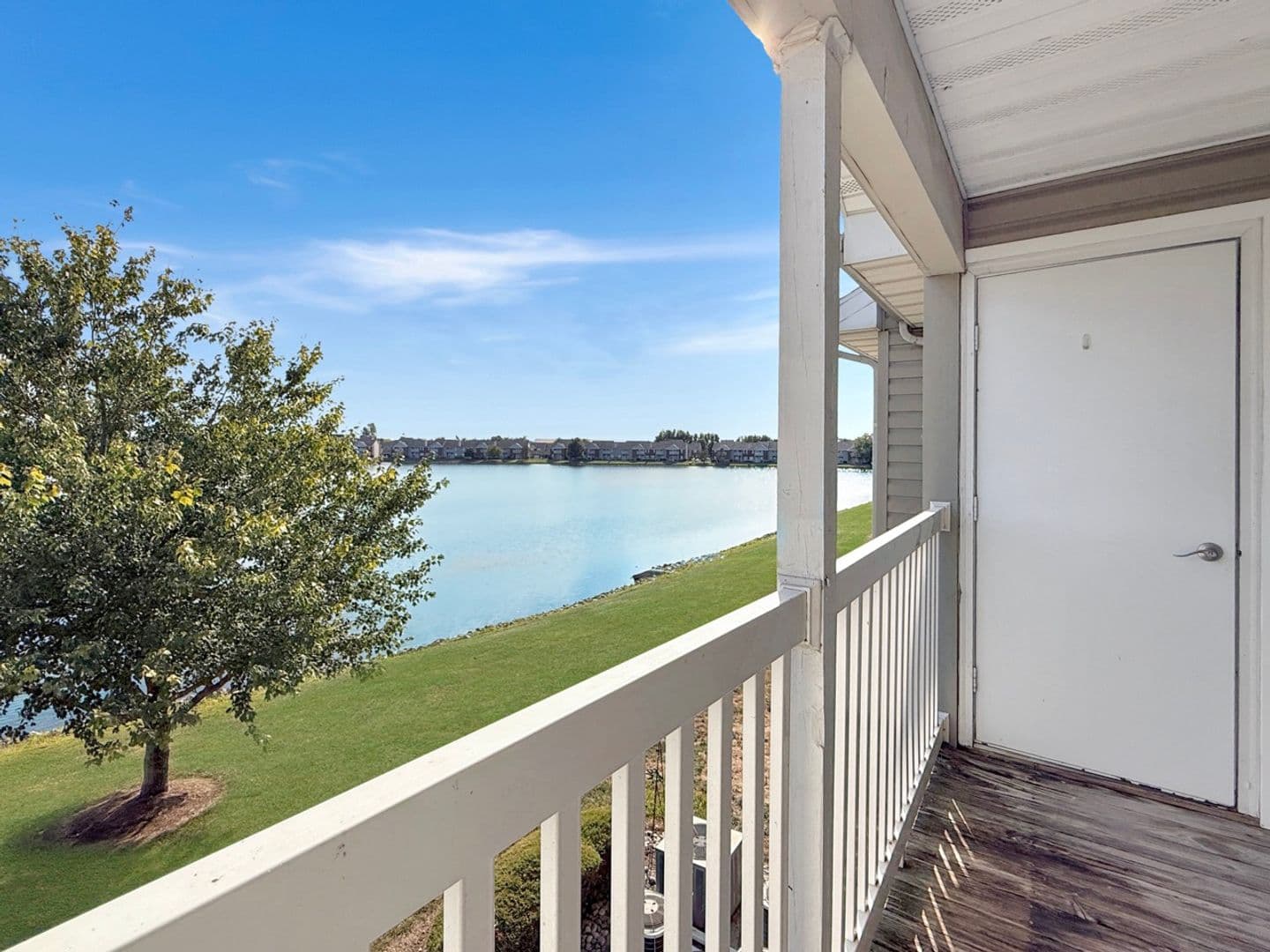 Evansville House: 400 Beachfront Drive