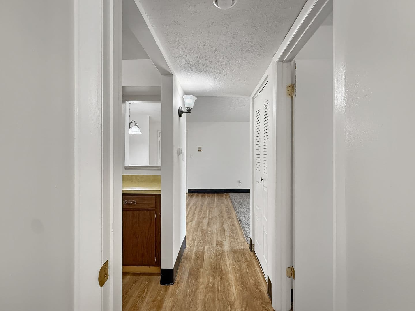 Evansville House: 5560 East Virginia Street