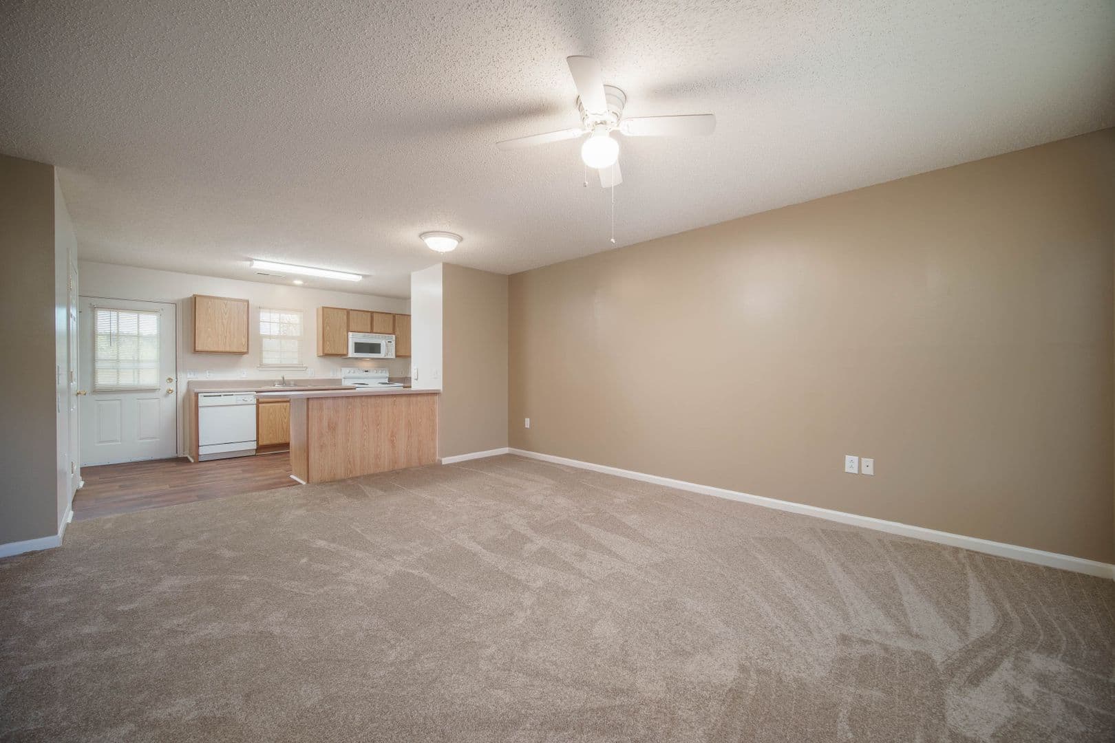 Athens House: 17960 Arrowhead Dr