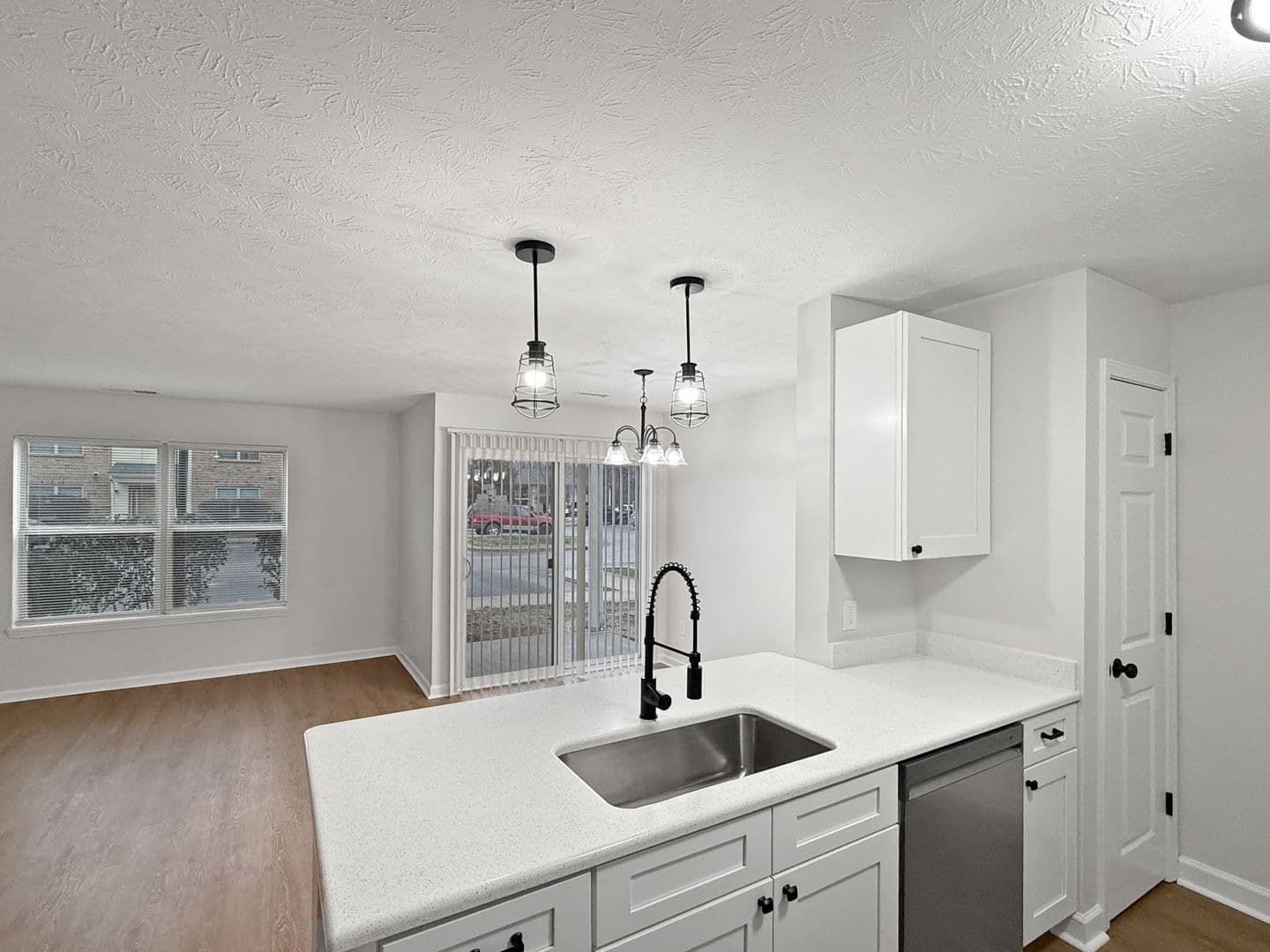 Newburgh House: 4153 Bell Road
