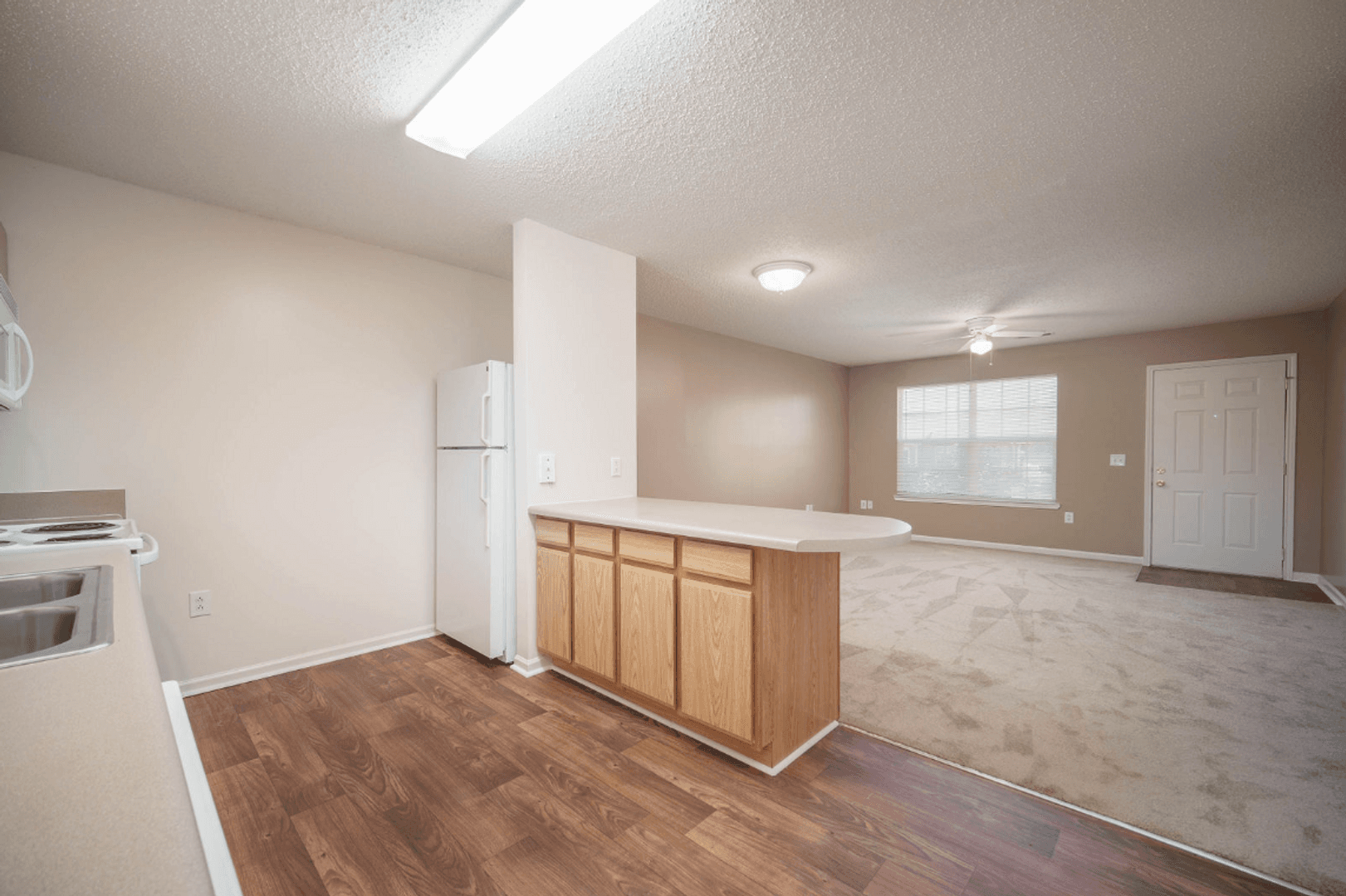 Athens House: 17962 Arrowhead Dr