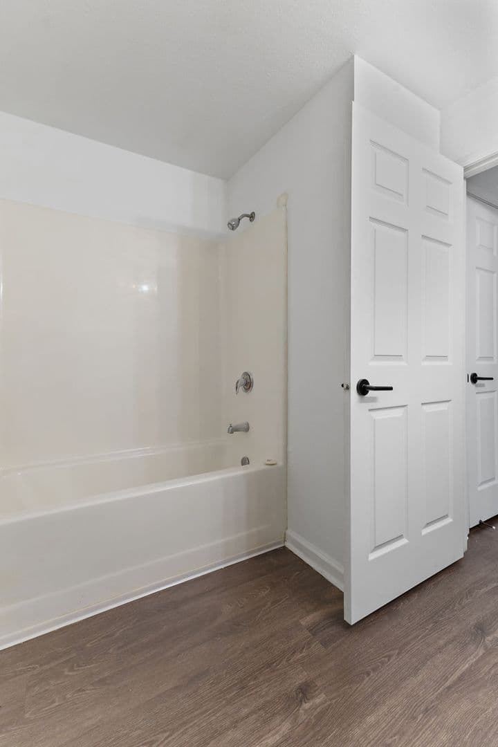 Greensburg House: 1308 E Liberty Circle