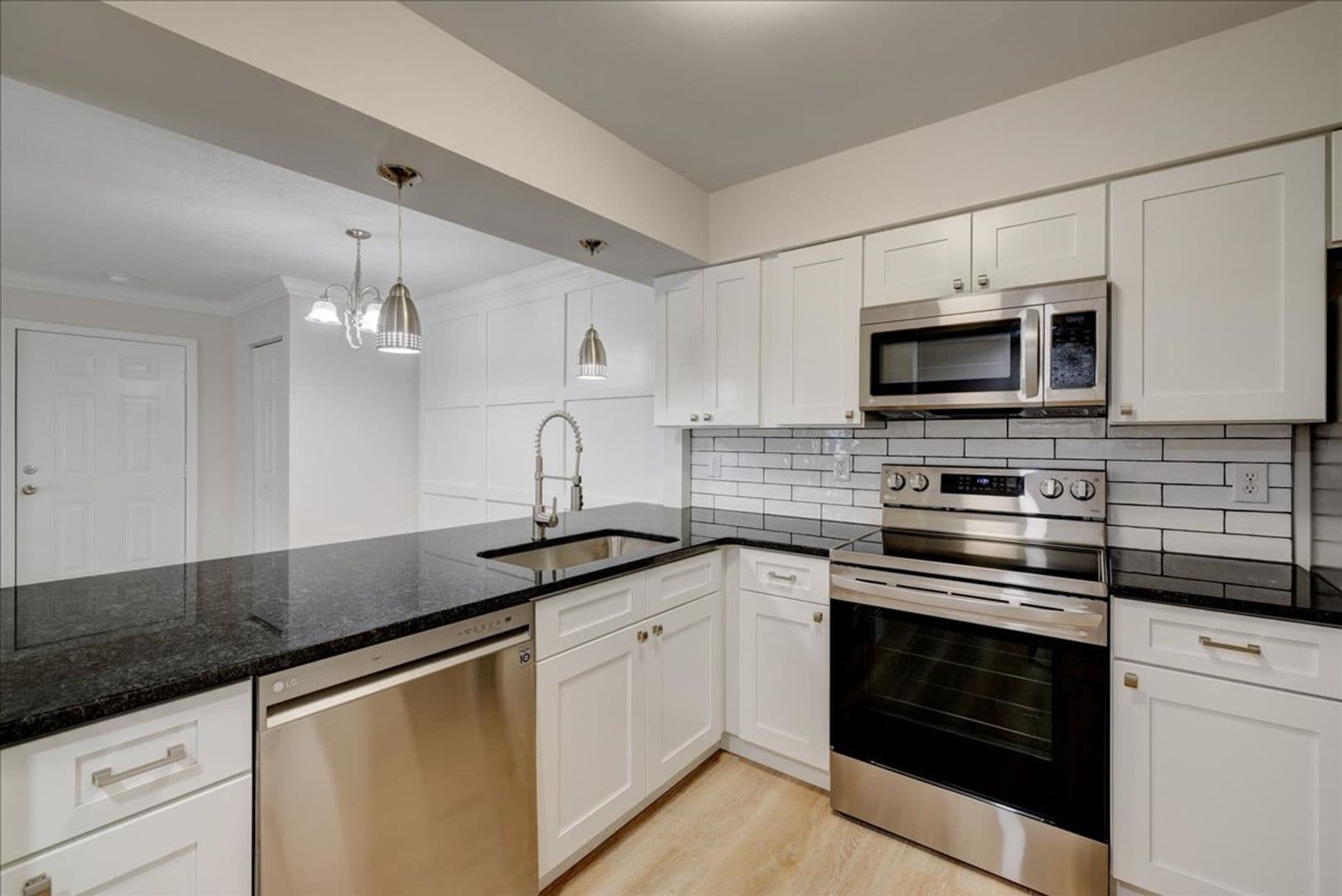 Evansville Apartment: 600 Nomandy Drive