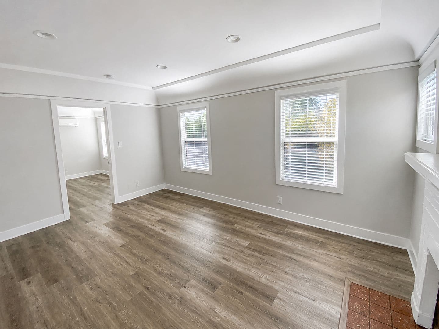 Pasadena Apartment: 88 S.Allen Ave