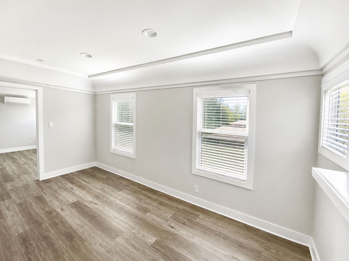 Pasadena Apartment: 88 S.Allen Ave