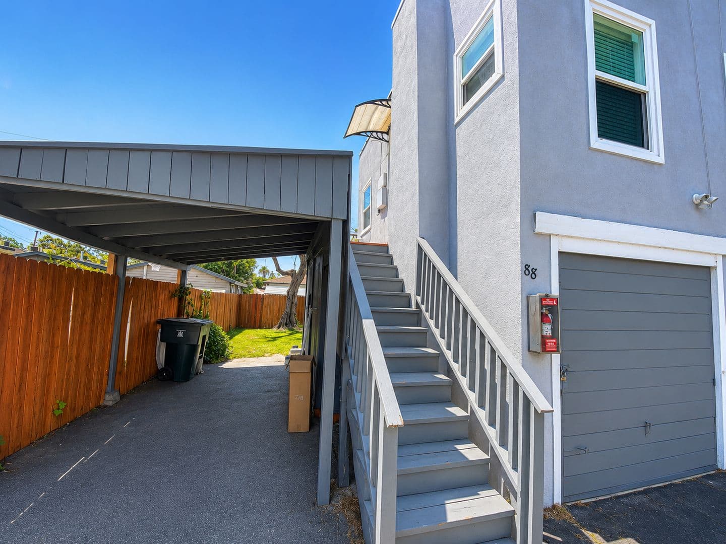 Pasadena Apartment: 88 S.Allen Ave