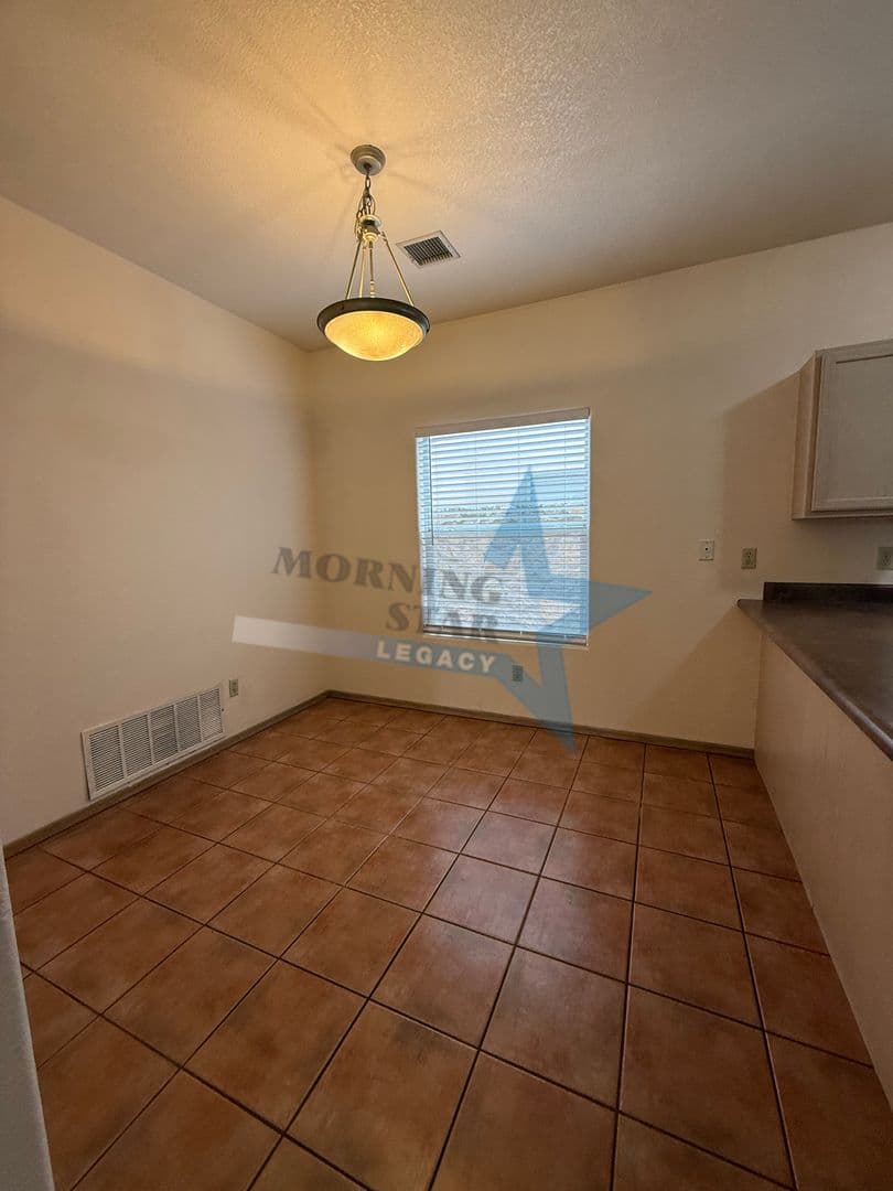 Las Cruces House: 3187 Athenian Way