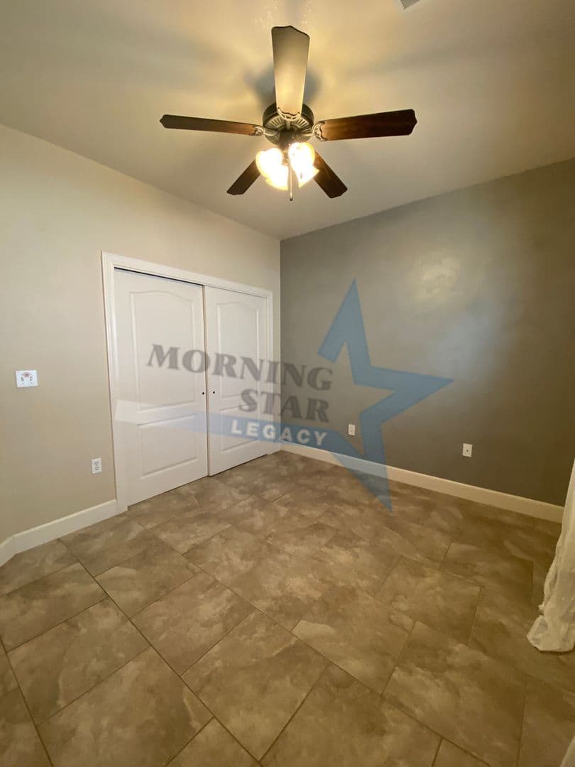 Las Cruces House: 1713 Ava Ave