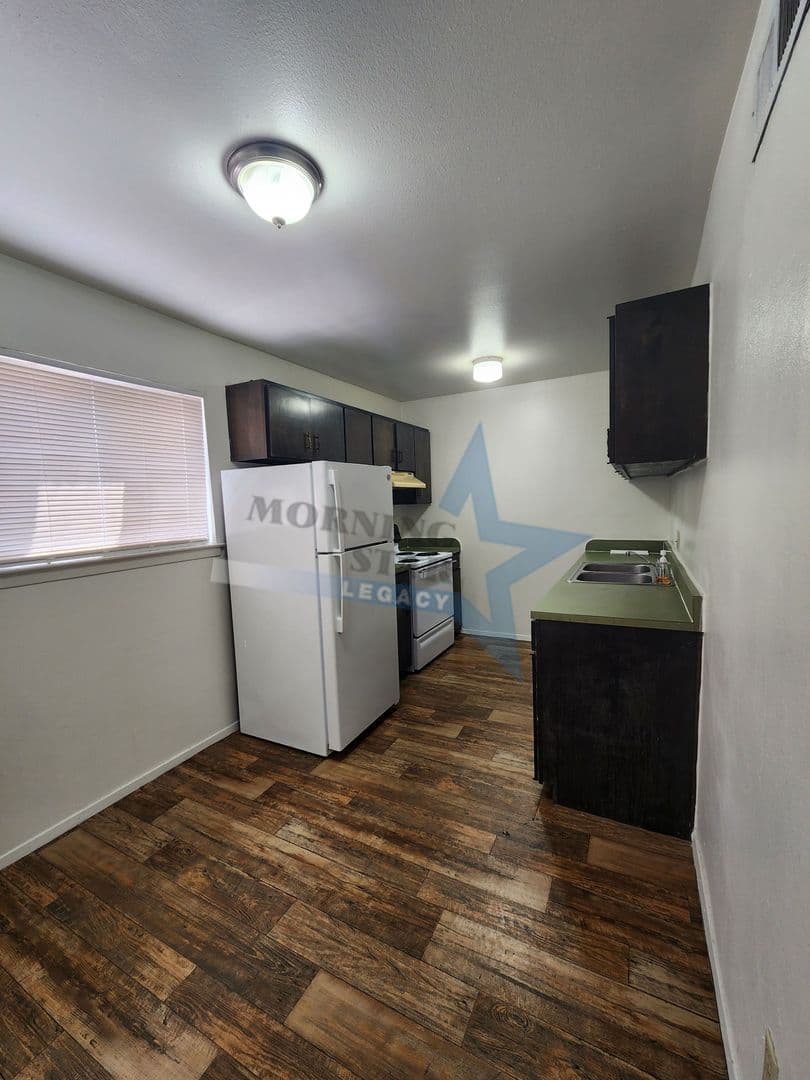 Las Cruces Apartment: 505 W Griggs